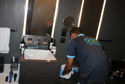 bathroom deep cleaning services in dubai