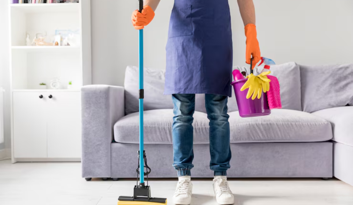 difference b/w move in & move out cleaning