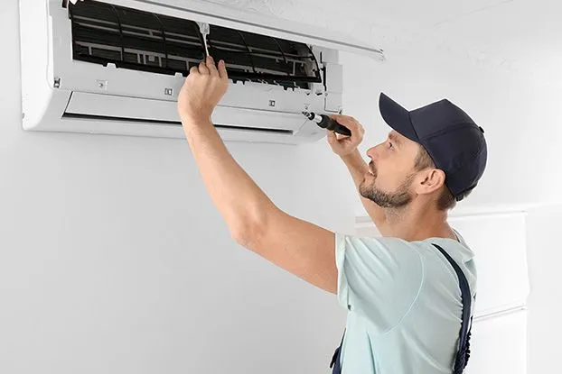 Keep your AC running efficiently in Dubai’s heat with home AC coil cleaning spray. Learn how to use it, when to clean, and the best products in the UAE.