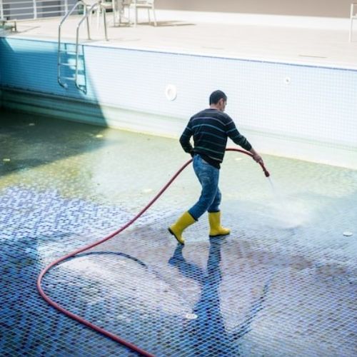 swimming pool cleaning
