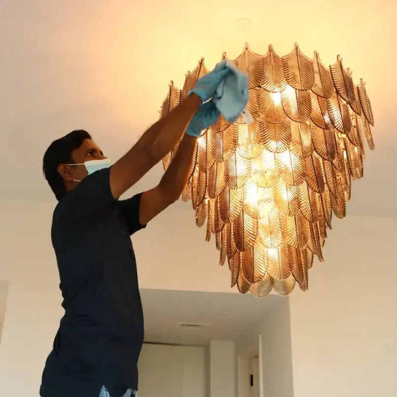 dcs expert chandelier cleaning services dubai2
