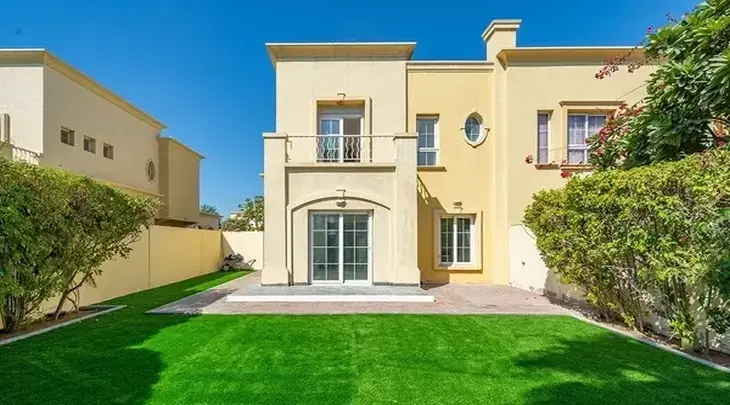 townhouse wall painting jebel ali village dcs