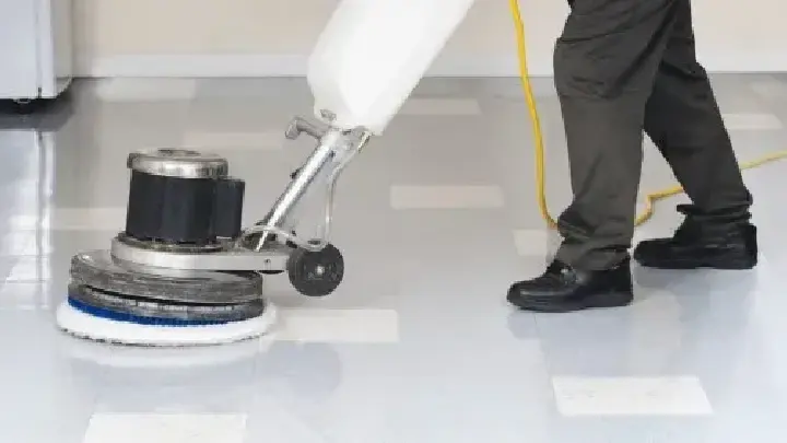 dcs vinyl floor cleaning and polishing in dubai1